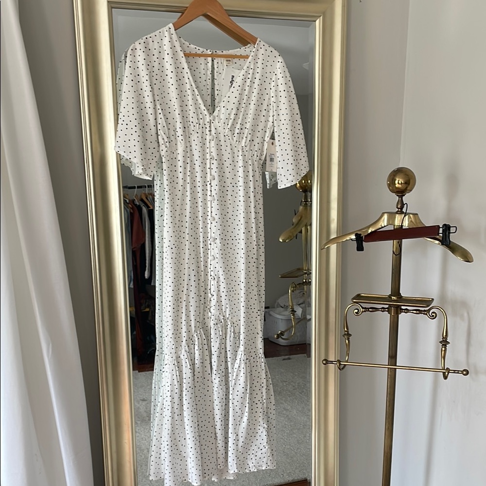 Billabong White Flutter Sleeve Maxi Sundress “Kiss the Rain”